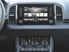 https://autoroyal.es/media/com_expautospro/images/big/turismos_todo_terrenos_y_furgonetas_skoda_karoq_6388c75c1d8d6.JPG