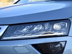 https://autoroyal.es/media/com_expautospro/images/big/turismos_todo_terrenos_y_furgonetas_skoda_karoq_6388c76c440a2.JPG