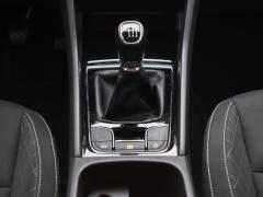 https://autoroyal.es/media/com_expautospro/images/big/turismos_todo_terrenos_y_furgonetas_skoda_karoq_675873a6ae397.JPG