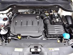 https://autoroyal.es/media/com_expautospro/images/big/turismos_todo_terrenos_y_furgonetas_skoda_karoq_69aeb825a13e4.JPG