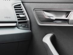 https://autoroyal.es/media/com_expautospro/images/big/turismos_todo_terrenos_y_furgonetas_skoda_karoq_69aeb830248e7.JPG
