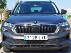 https://autoroyal.es/media/com_expautospro/images/big/turismos_todo_terrenos_y_furgonetas_skoda_karoq_69c2cbeca2e68.JPG
