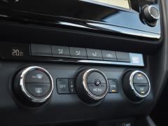 https://autoroyal.es/media/com_expautospro/images/big/turismos_todo_terrenos_y_furgonetas_skoda_octavia_6194f54036301.JPG