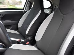 https://autoroyal.es/media/com_expautospro/images/big/turismos_todo_terrenos_y_furgonetas_toyota_aygo_6027ce9ddea2c.JPG