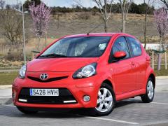 https://autoroyal.es/media/com_expautospro/images/big/turismos_todo_terrenos_y_furgonetas_toyota_aygo_622f93e28bb04.JPG