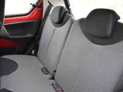 https://autoroyal.es/media/com_expautospro/images/big/turismos_todo_terrenos_y_furgonetas_toyota_aygo_622f93e6aed6a.JPG