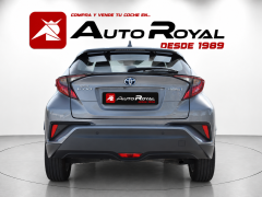 https://autoroyal.es/media/com_expautospro/images/big/turismos_todo_terrenos_y_furgonetas_toyota_c_hr_6ab6b48867c64.png