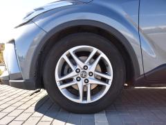https://autoroyal.es/media/com_expautospro/images/big/turismos_todo_terrenos_y_furgonetas_toyota_c_hr_6ab6b49a4842a.JPG