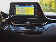 https://autoroyal.es/media/com_expautospro/images/big/turismos_todo_terrenos_y_furgonetas_toyota_c_hr_6ab6b4a02ec67.JPG