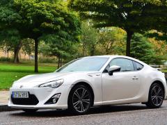 https://autoroyal.es/media/com_expautospro/images/big/turismos_todo_terrenos_y_furgonetas_toyota_gt86_5da9d76be8b3c.JPG