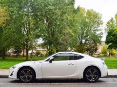 https://autoroyal.es/media/com_expautospro/images/big/turismos_todo_terrenos_y_furgonetas_toyota_gt86_5da9d7716e067.JPG