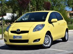 https://autoroyal.es/media/com_expautospro/images/big/turismos_todo_terrenos_y_furgonetas_toyota_yaris_62740fb0b66e7.JPG