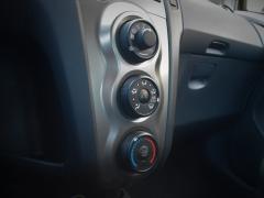 https://autoroyal.es/media/com_expautospro/images/big/turismos_todo_terrenos_y_furgonetas_toyota_yaris_62740fb28227b.JPG