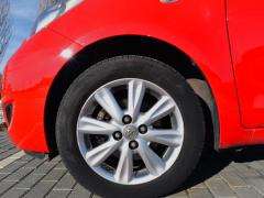 https://autoroyal.es/media/com_expautospro/images/big/turismos_todo_terrenos_y_furgonetas_toyota_yaris_69429ece554c8.JPG