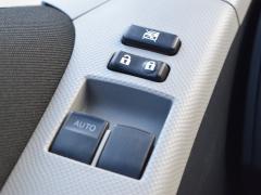 https://autoroyal.es/media/com_expautospro/images/big/turismos_todo_terrenos_y_furgonetas_toyota_yaris_69429ecebe8b6.JPG