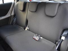 https://autoroyal.es/media/com_expautospro/images/big/turismos_todo_terrenos_y_furgonetas_toyota_yaris_69429ed06a119.JPG