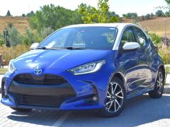 https://autoroyal.es/media/com_expautospro/images/big/turismos_todo_terrenos_y_furgonetas_toyota_yaris_6a42b11bdc90e.JPG