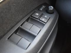 https://autoroyal.es/media/com_expautospro/images/big/turismos_todo_terrenos_y_furgonetas_toyota_yaris_6a42b11edf9fb.JPG
