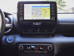 https://autoroyal.es/media/com_expautospro/images/big/turismos_todo_terrenos_y_furgonetas_toyota_yaris_6a42b128b2c39.JPG