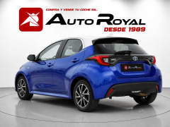 https://autoroyal.es/media/com_expautospro/images/big/turismos_todo_terrenos_y_furgonetas_toyota_yaris_6a43d915d1541.png