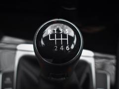 https://autoroyal.es/media/com_expautospro/images/big/turismos_todo_terrenos_y_furgonetas_volkswagen_golf_5fedbf1b062e5.JPG