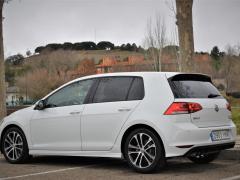 https://autoroyal.es/media/com_expautospro/images/big/turismos_todo_terrenos_y_furgonetas_volkswagen_golf_5fedbf292e5fd.JPG
