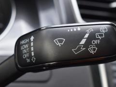 https://autoroyal.es/media/com_expautospro/images/big/turismos_todo_terrenos_y_furgonetas_volkswagen_golf_6603061331553.JPG