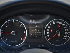 https://autoroyal.es/media/com_expautospro/images/big/turismos_todo_terrenos_y_furgonetas_volkswagen_polo_61af45a6bff55.JPG
