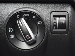 https://autoroyal.es/media/com_expautospro/images/big/turismos_todo_terrenos_y_furgonetas_volkswagen_tiguan_692ed91f2f728.JPG