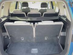 https://autoroyal.es/media/com_expautospro/images/big/turismos_todo_terrenos_y_furgonetas_volkswagen_touran_61d867d87d79c.jpg