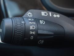https://autoroyal.es/media/com_expautospro/images/big/turismos_todo_terrenos_y_furgonetas_volvo_s90_63c6d3c360a1a.JPG