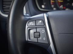 https://autoroyal.es/media/com_expautospro/images/big/turismos_todo_terrenos_y_furgonetas_volvo_v40_645935cf031c3.JPG