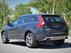 https://autoroyal.es/media/com_expautospro/images/big/turismos_todo_terrenos_y_furgonetas_volvo_v60_6274115009245.JPG