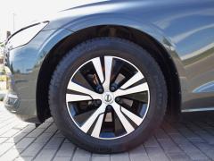 https://autoroyal.es/media/com_expautospro/images/big/turismos_todo_terrenos_y_furgonetas_volvo_v60_68654babc4236.JPG