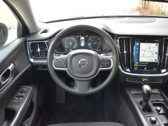 https://autoroyal.es/media/com_expautospro/images/big/turismos_todo_terrenos_y_furgonetas_volvo_v60_68654bafd023c.JPG