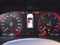 https://autoroyal.es/media/com_expautospro/images/big/turismos_todo_terrenos_y_furgonetas_volvo_xc60_6aabce15e00a3.JPG